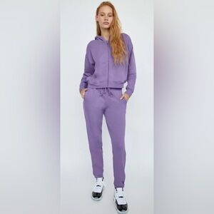 Aritzia: TNA Airy Fleece Perfect Sweatpants Lilac